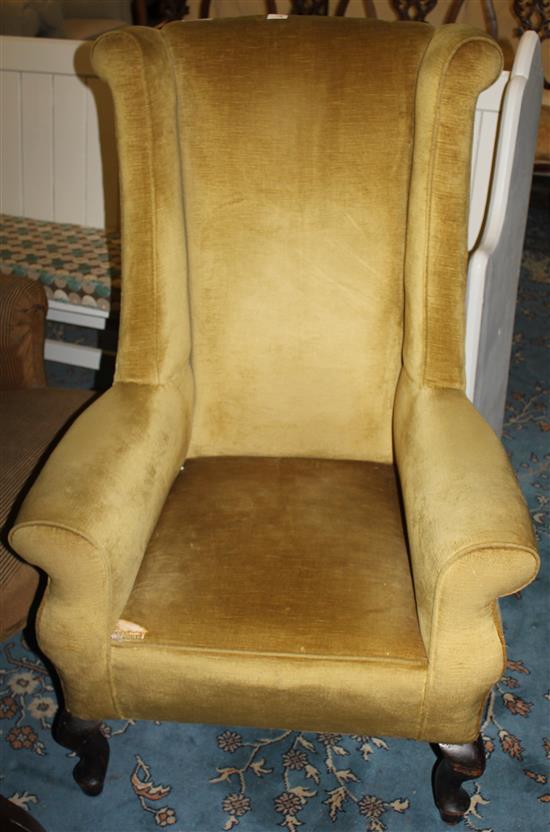 Semi wing back chair